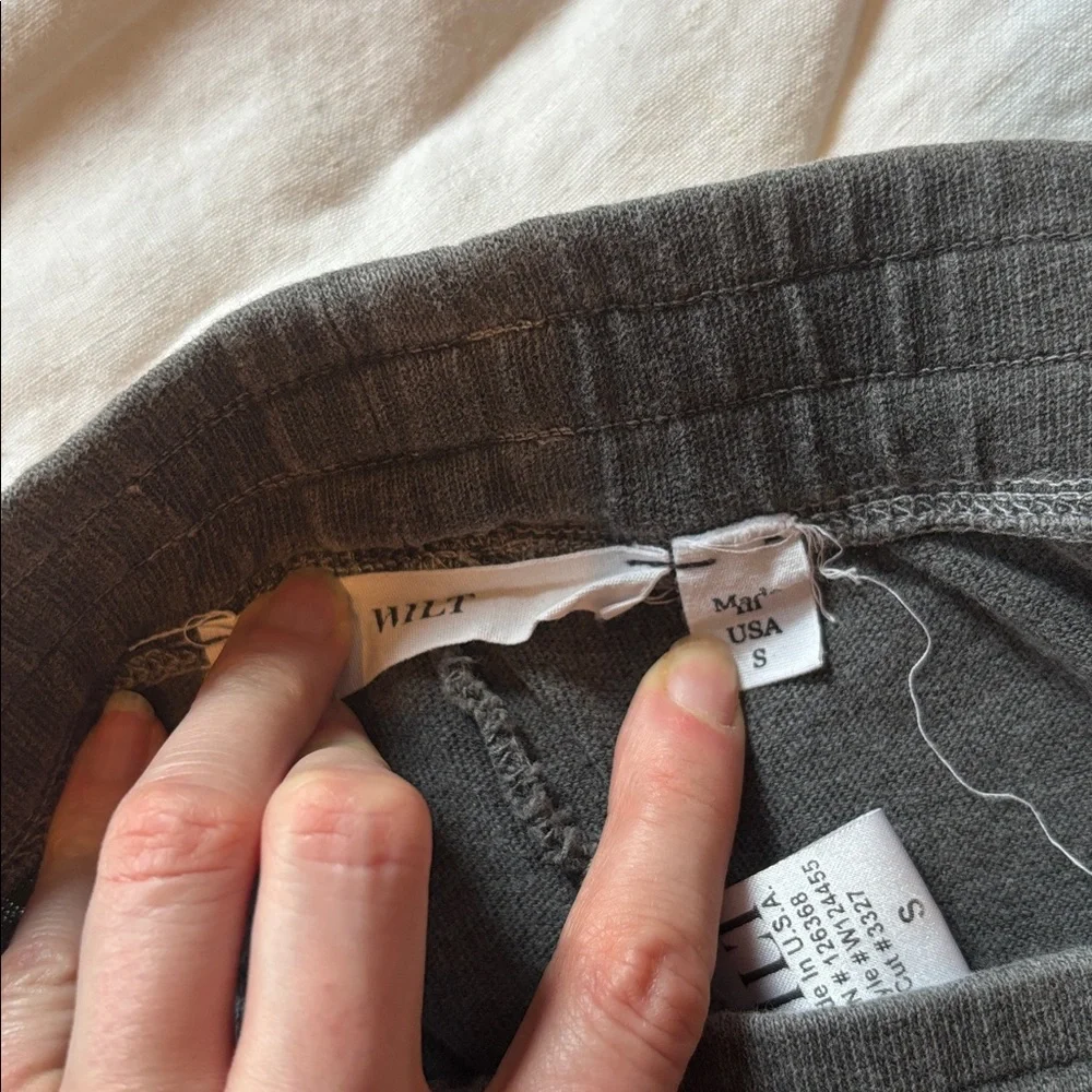 Wilt Twist Shrunken Sweatpants in Washed Black - Picture 6 of 7